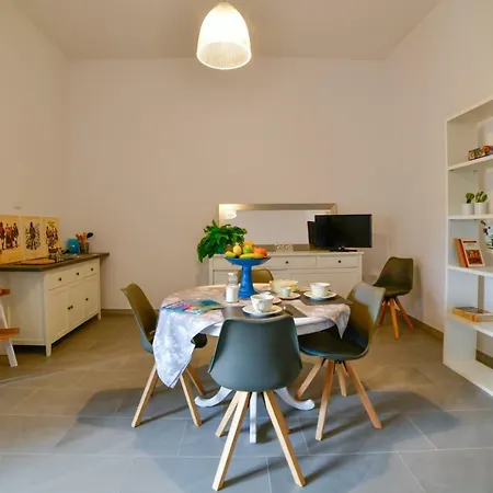 Casa Cavour - Luxury דירה סאסארי